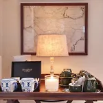 Couette-café De Schiedamse 4*