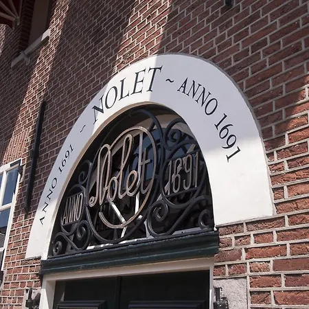 Bed & Breakfast De Schiedamse 3*