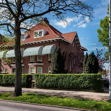 De Schiedamse 4*