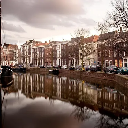 De Schiedamse Bed & Breakfast