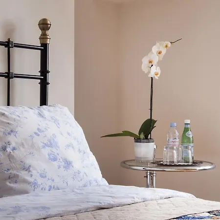 Bed & Breakfast De Schiedamse 3*