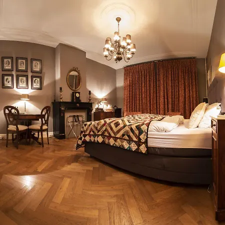 De Schiedamse Bed & Breakfast 3*