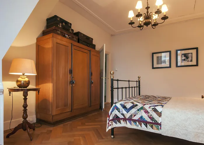 De Schiedamse Bed & Breakfast