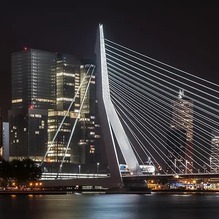De Schiedamse 3*