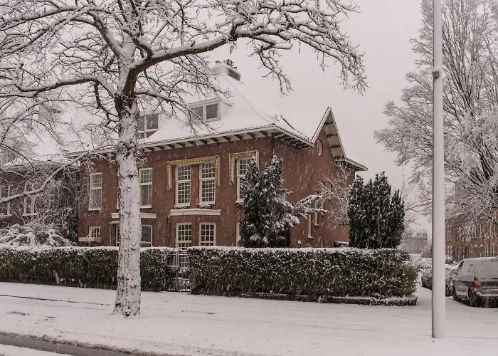 Bed & Breakfast De Schiedamse 4*